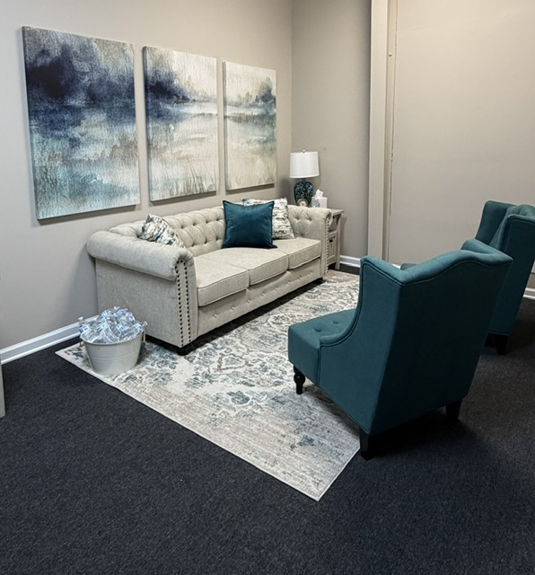 Calm psychiatry office to feel comfortable exploring your mental health for medication management to treat, depression, anxiety, autism, adhd, and more in Tennessee.